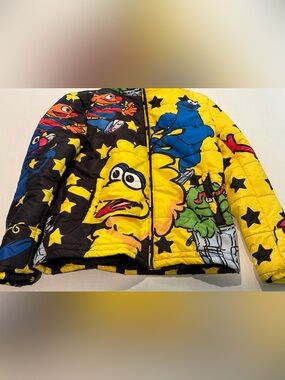 DeKryptic x Sesame Street Puffer Jacket Size XL Elmo Bert Cookie Grover